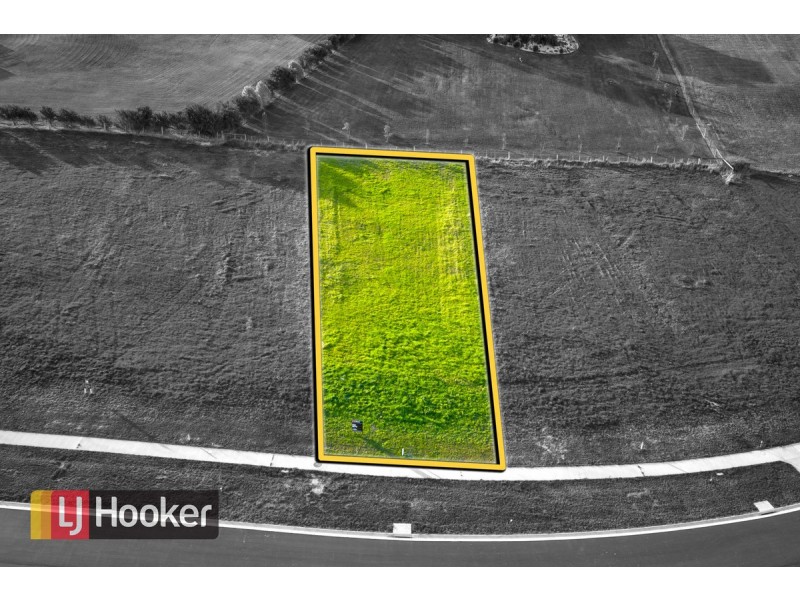 28 Lawson Drive, Lakes Entrance VIC 3909