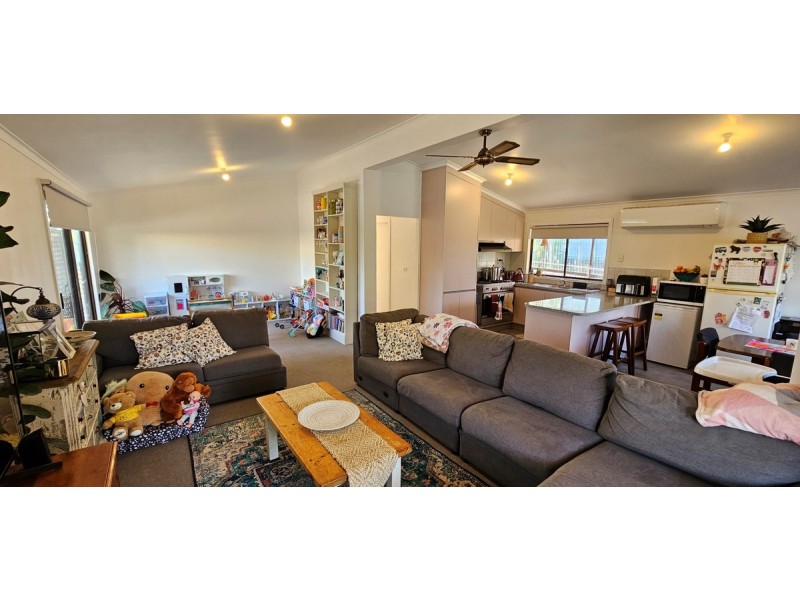 5 Tambo Court, Lakes Entrance VIC 3909