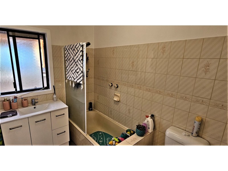 5 Tambo Court, Lakes Entrance VIC 3909