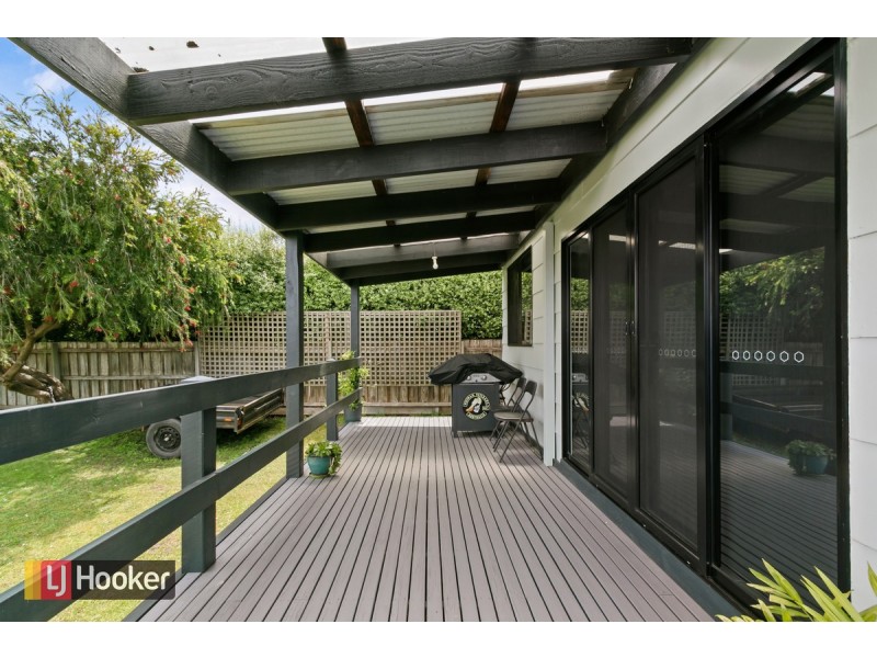 18 Panoramic Drive, Lakes Entrance VIC 3909