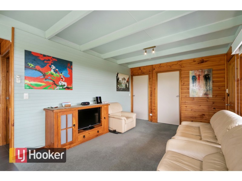 18 Panoramic Drive, Lakes Entrance VIC 3909