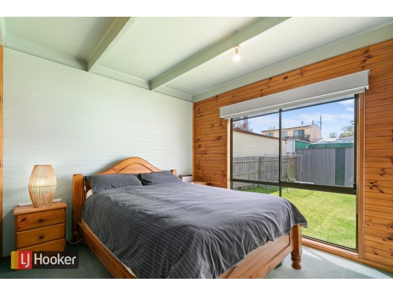 18 Panoramic Drive, Lakes Entrance VIC 3909