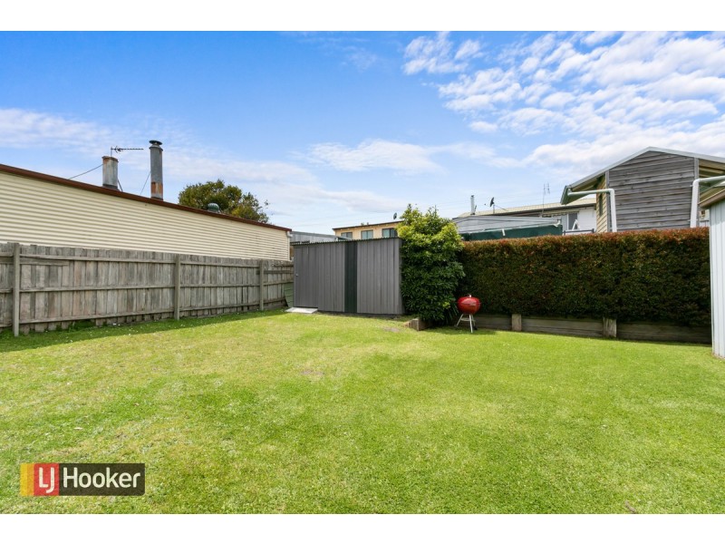 18 Panoramic Drive, Lakes Entrance VIC 3909