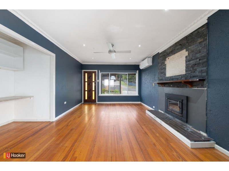 3 Hardie Street, Lakes Entrance VIC 3909