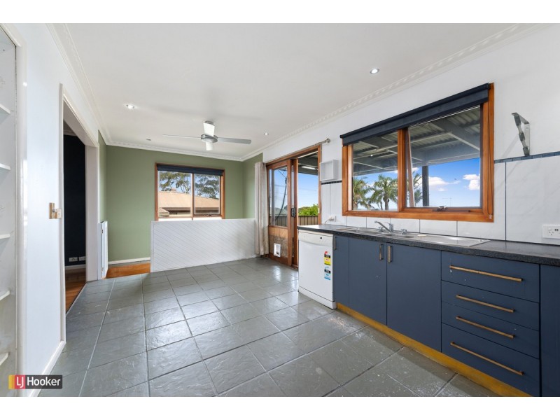 3 Hardie Street, Lakes Entrance VIC 3909