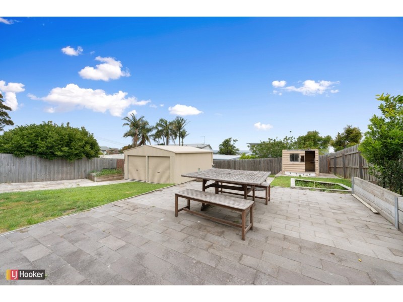 3 Hardie Street, Lakes Entrance VIC 3909