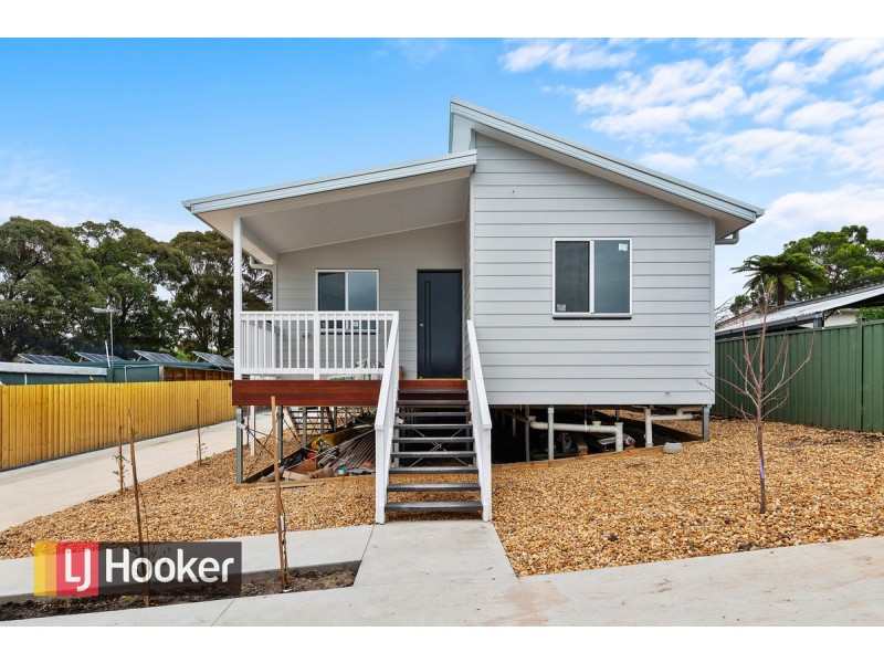 2/32 Point Road, Kalimna VIC 3909