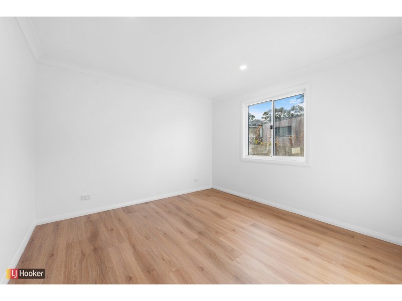 2/32 Point Road, Kalimna VIC 3909