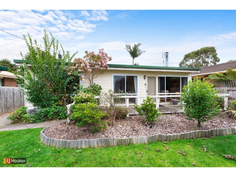 3 Hassett Road, Lakes Entrance VIC 3909