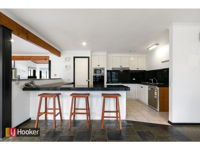 23 Periwinkle Drive, Lakes Entrance VIC 3909