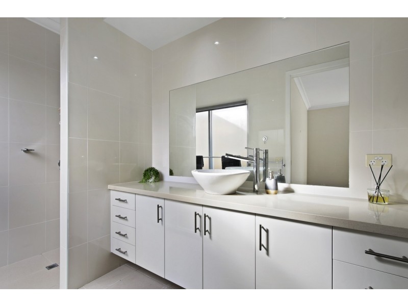 23 The Sanctuary, Metung VIC 3904