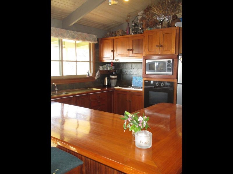 141 Hunters Lane, Lakes Entrance VIC 3909