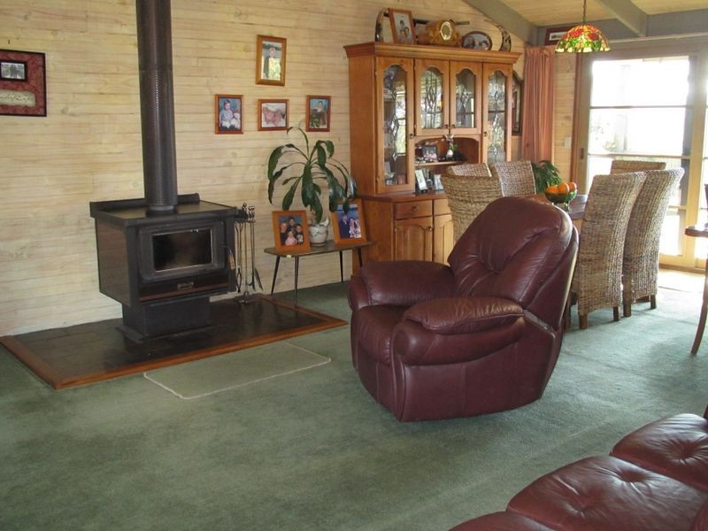 141 Hunters Lane, Lakes Entrance VIC 3909