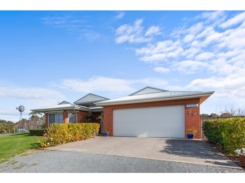 25 Tranquil Court, Lakes Entrance VIC 3909