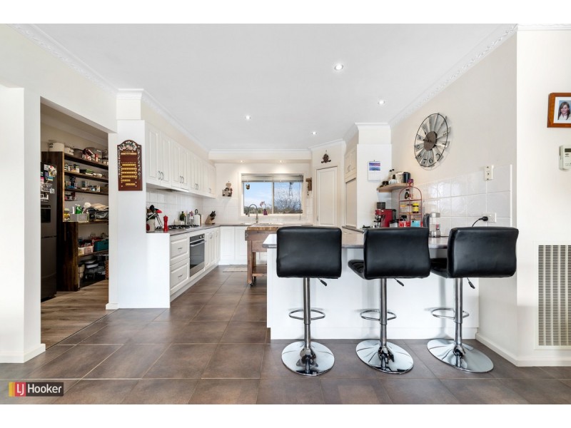 25 Tranquil Court, Lakes Entrance VIC 3909