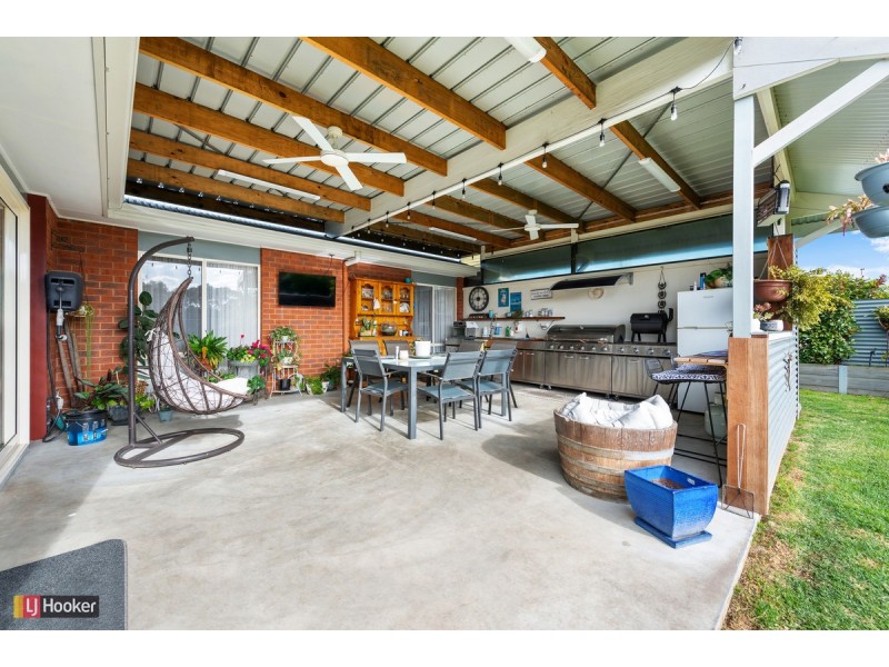 25 Tranquil Court, Lakes Entrance VIC 3909