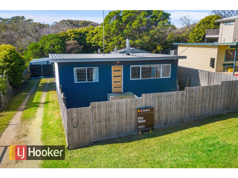 18 Bulmer Street, Lake Tyers Beach VIC 3909
