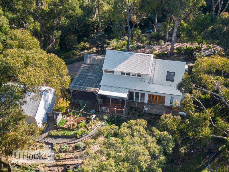 15 Heaths Road, Metung VIC 3904