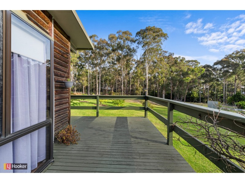 15 Secomb Close, Lakes Entrance VIC 3909