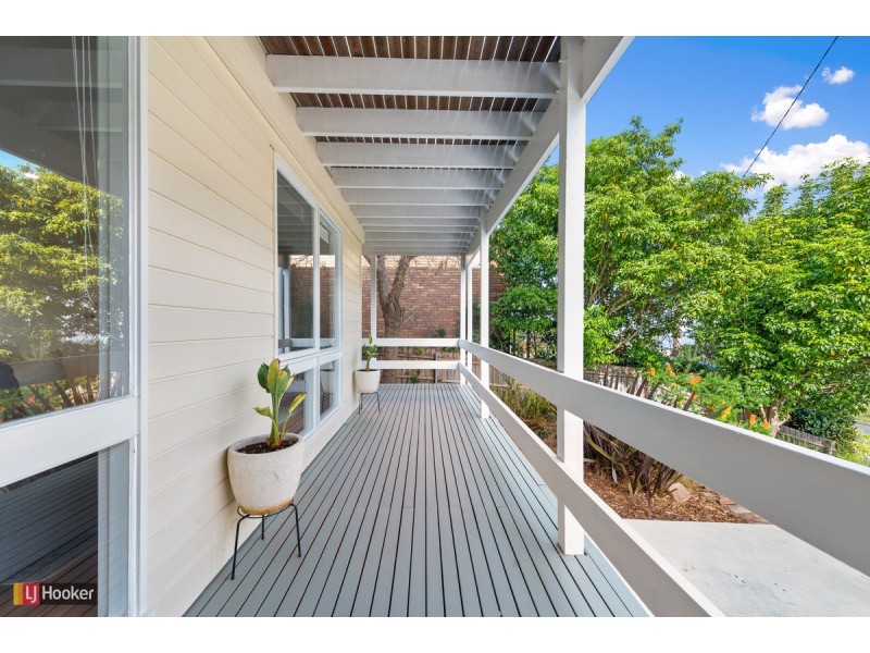 3 Uplands Avenue, Lakes Entrance VIC 3909