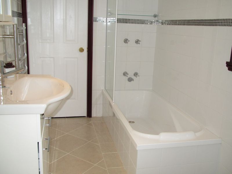 61 Golf Links Road, Lakes Entrance VIC 3909