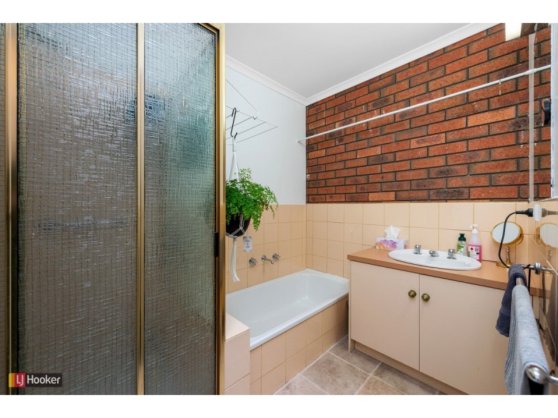 14/23 Alexandra Avenue, Kalimna VIC 3909