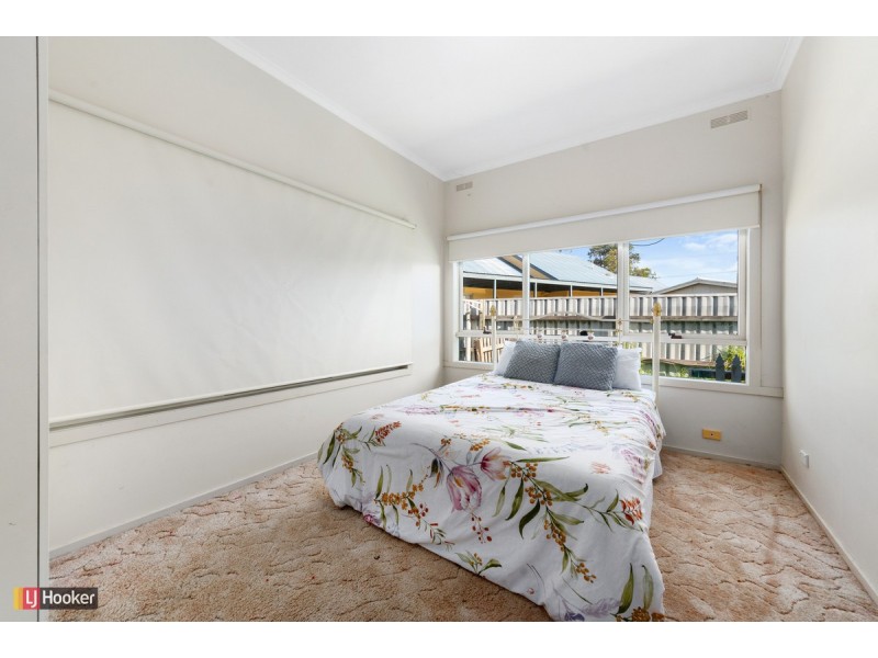 4 Jetty Road, Lakes Entrance VIC 3909