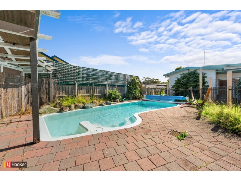 4 Jetty Road, Lakes Entrance VIC 3909