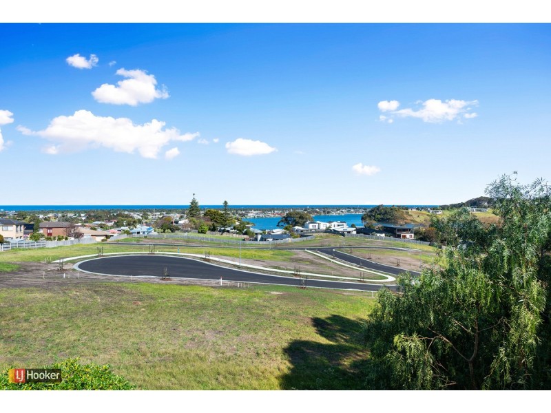 63 O’Neills Road, Lakes Entrance VIC 3909