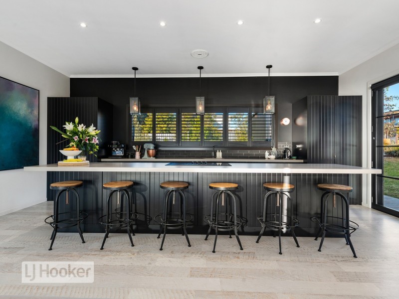 16 Lands End Grove, Metung VIC 3904