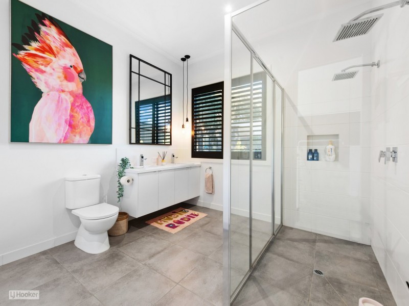 16 Lands End Grove, Metung VIC 3904