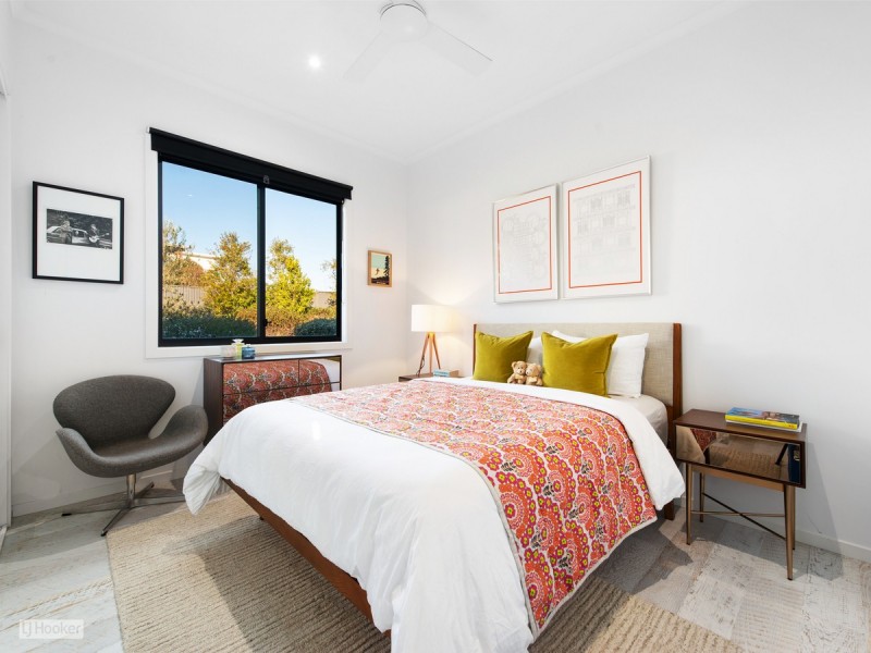 16 Lands End Grove, Metung VIC 3904