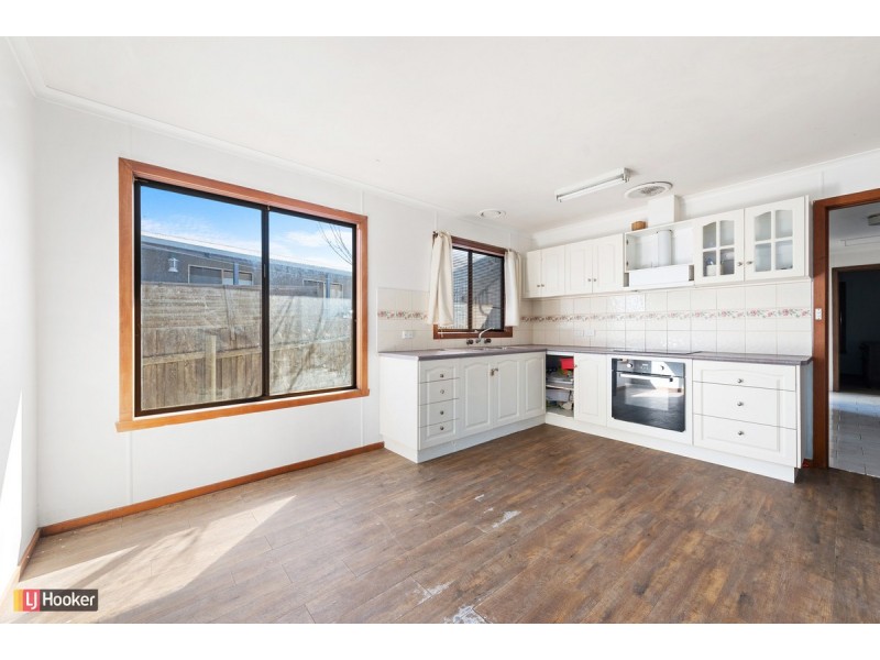 7 Alexandra Avenue, Kalimna VIC 3909