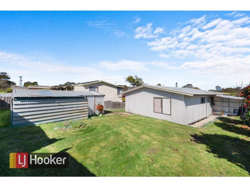 7 Alexandra Avenue, Kalimna VIC 3909