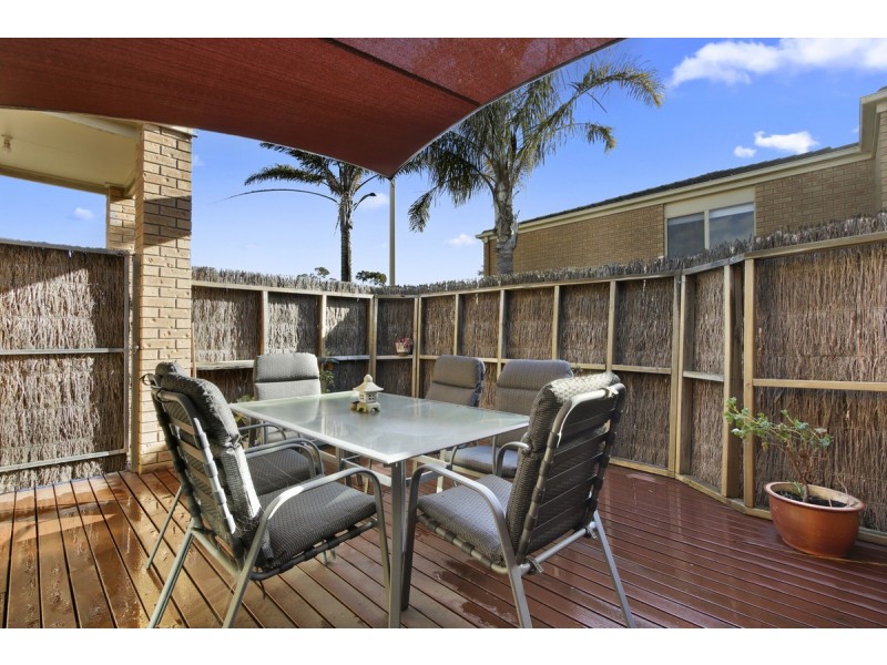 3/4 Broome Street, Lakes Entrance VIC 3909