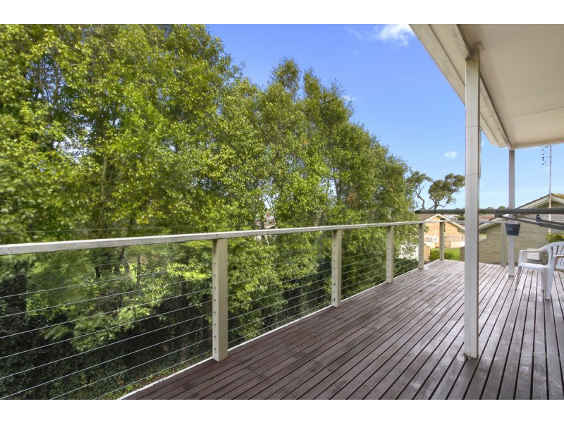 3/4 Broome Street, Lakes Entrance VIC 3909