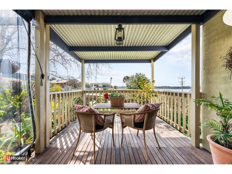 55 Lakeside Drive, Lake Tyers Beach VIC 3909