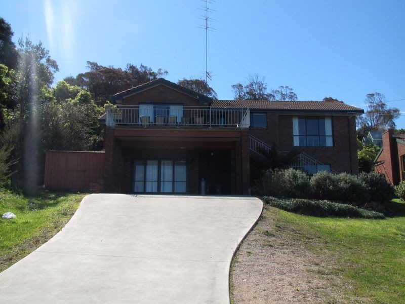 24 Gay Street, Lakes Entrance VIC 3909