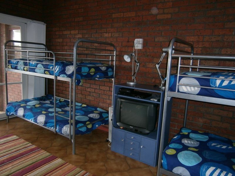 24 Gay Street, Lakes Entrance VIC 3909