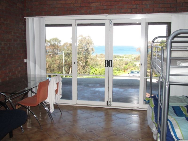 24 Gay Street, Lakes Entrance VIC 3909