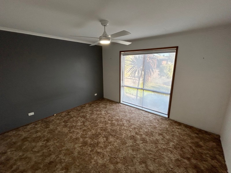 16 Mist Street, Lakes Entrance VIC 3909