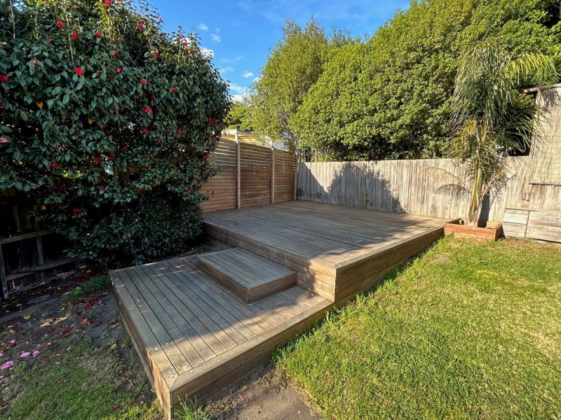 16 Mist Street, Lakes Entrance VIC 3909