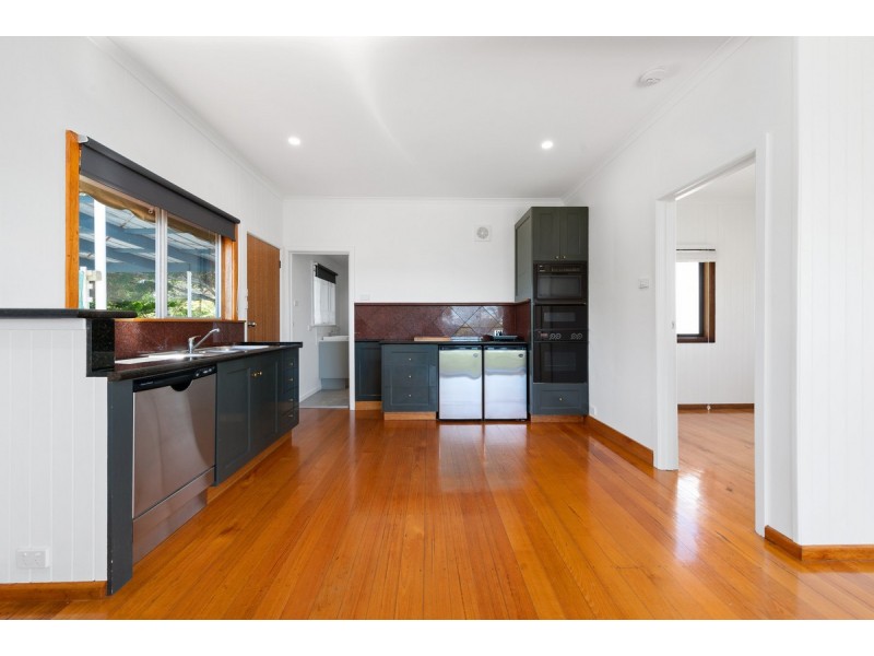 1/15 Lyrebird Court, Lakes Entrance VIC 3909