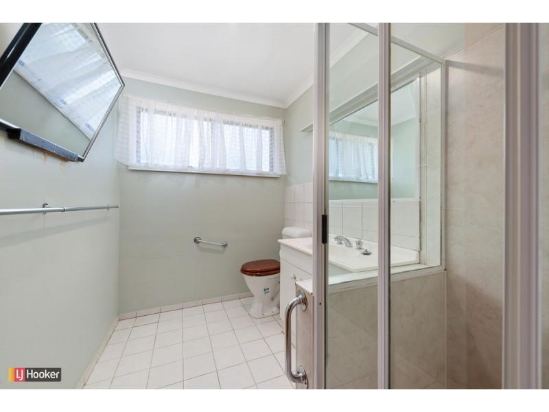 6-8 Ozone Crescent, Lakes Entrance VIC 3909