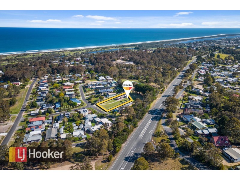 6-8 Ozone Crescent, Lakes Entrance VIC 3909