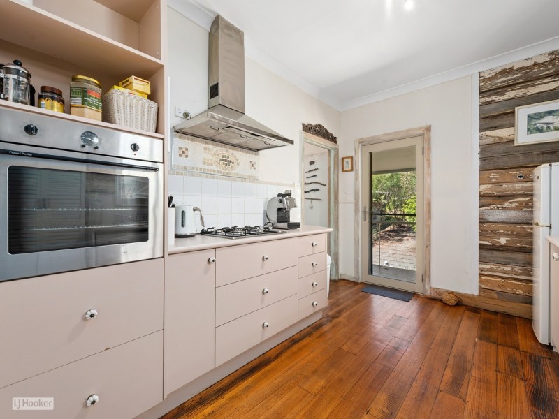 12a & b Banool Close, Metung VIC 3904