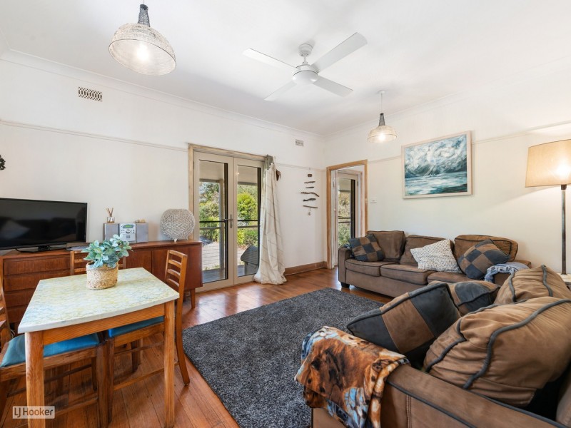 12a & b Banool Close, Metung VIC 3904