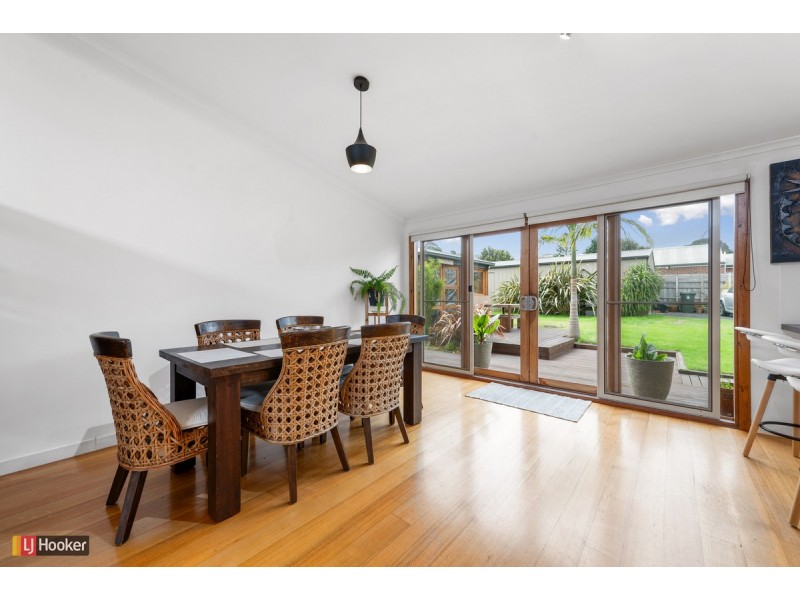 5 Coates Road, Lakes Entrance VIC 3909