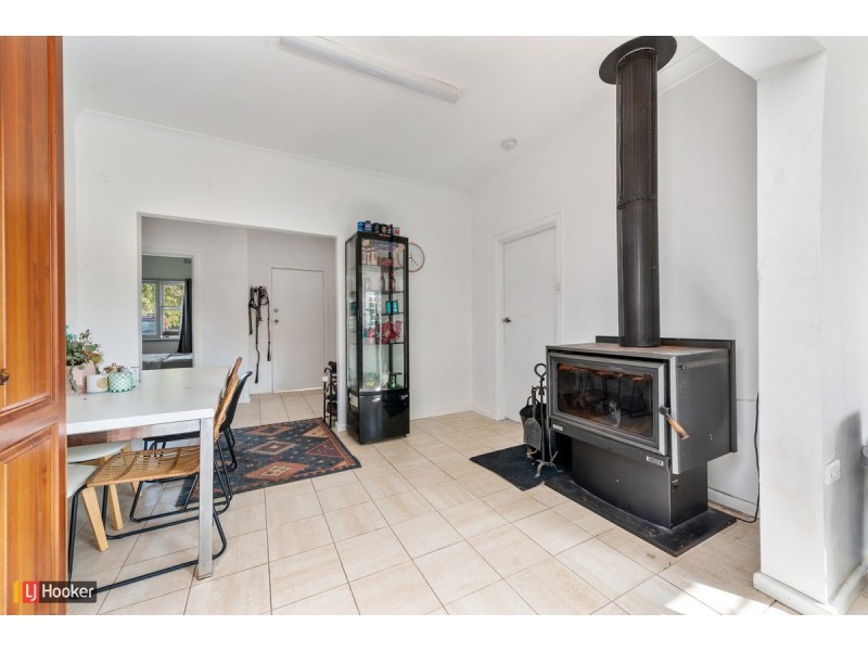 27 Princes Highway, Lakes Entrance VIC 3909