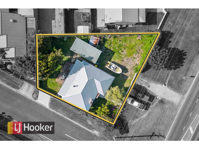 27 Princes Highway, Lakes Entrance VIC 3909